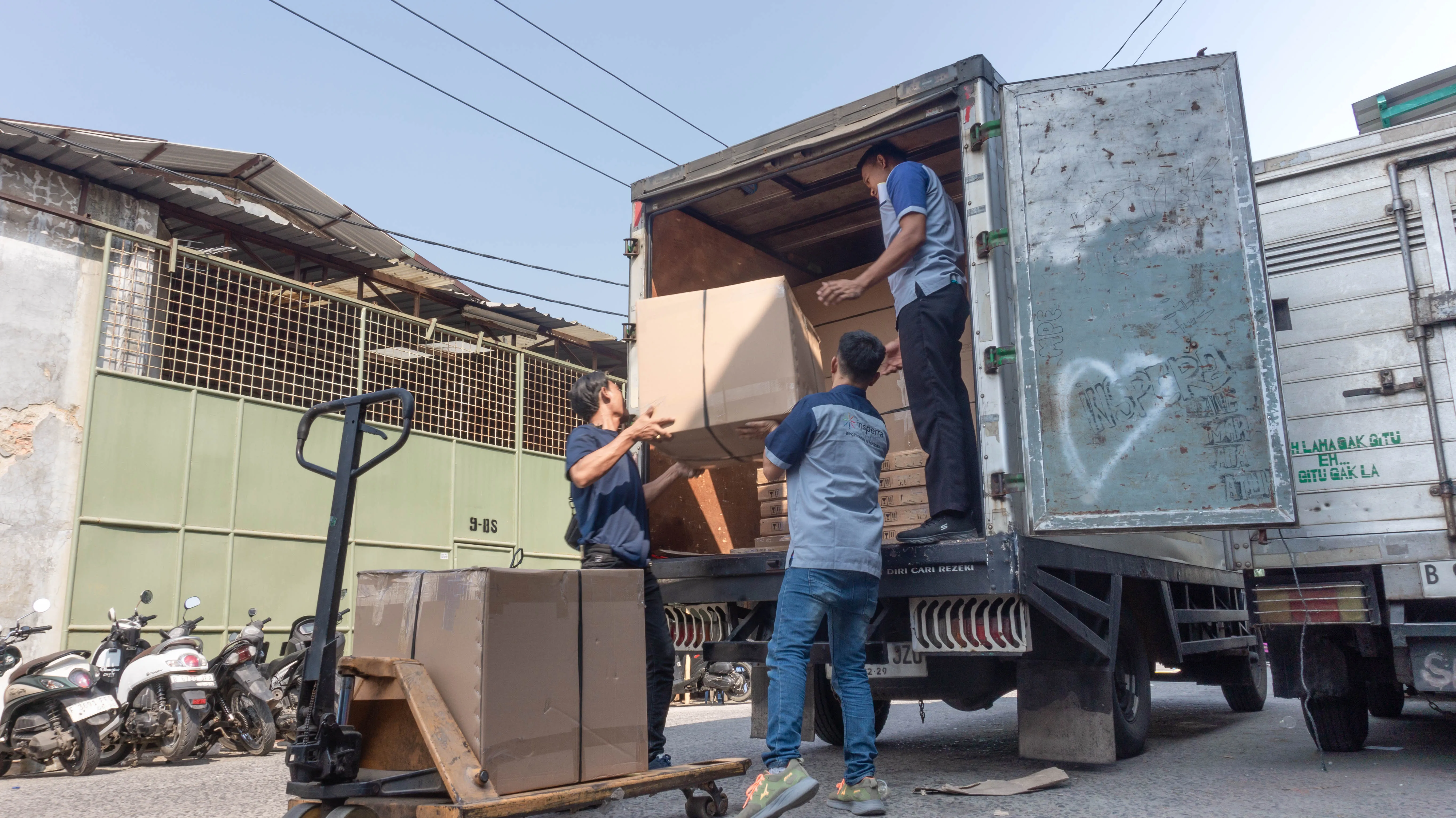 Seamless and efficient office relocation and moving services by Insperra